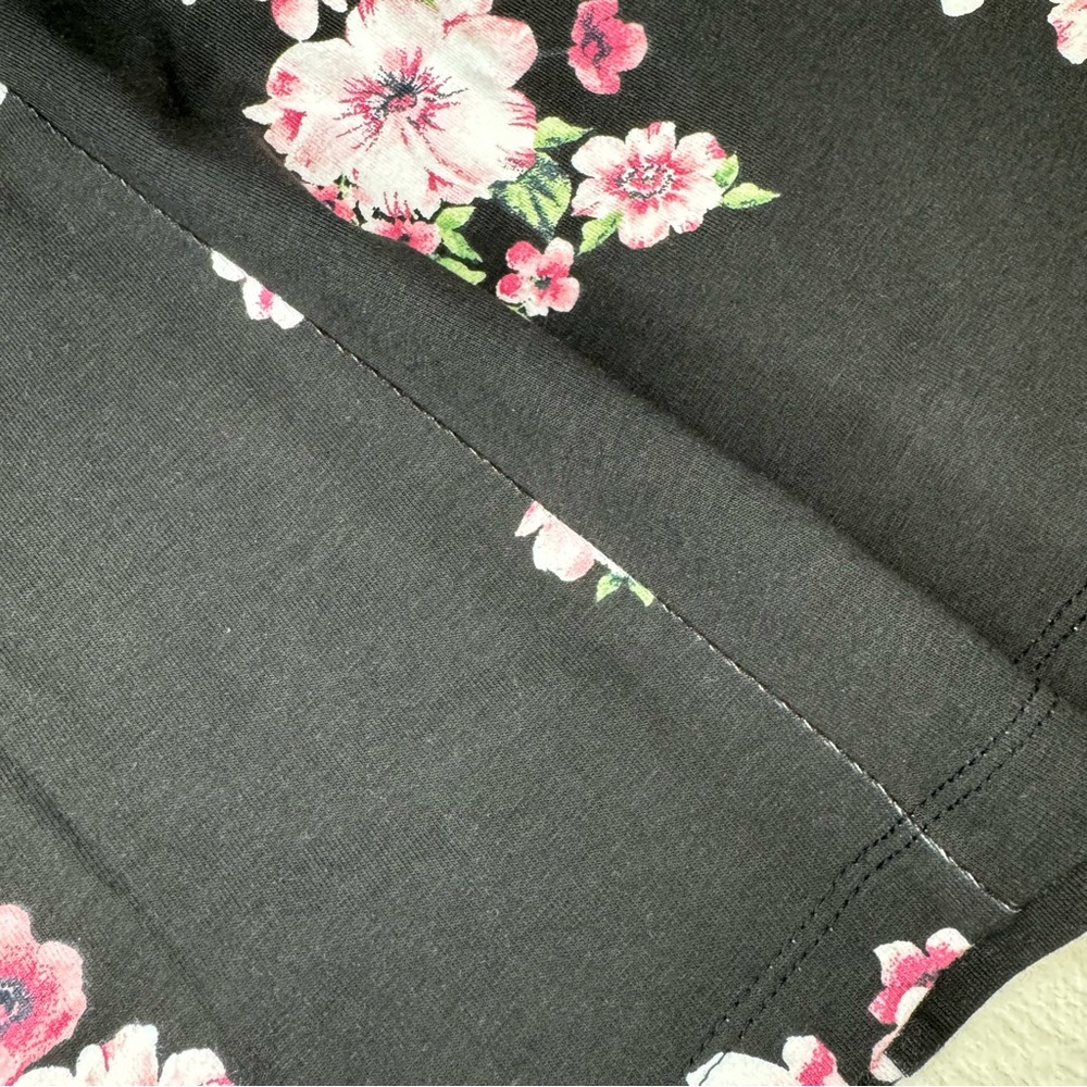 Forever 21 Floral Black Mini Skirt - Picture 5 of 10